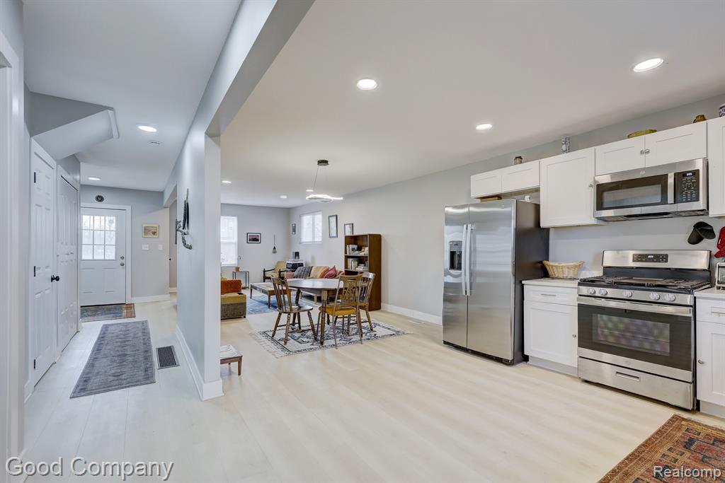 9578 Oakland Street, Detroit, MI 48211 — Photo 21