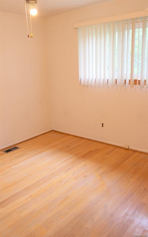 907 Farnham Avenue, Lincoln Park, MI 48146 — Photo 43