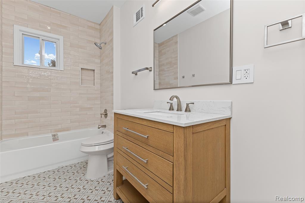 2516 Baldwin Street, Detroit, MI 48214 — Photo 19
