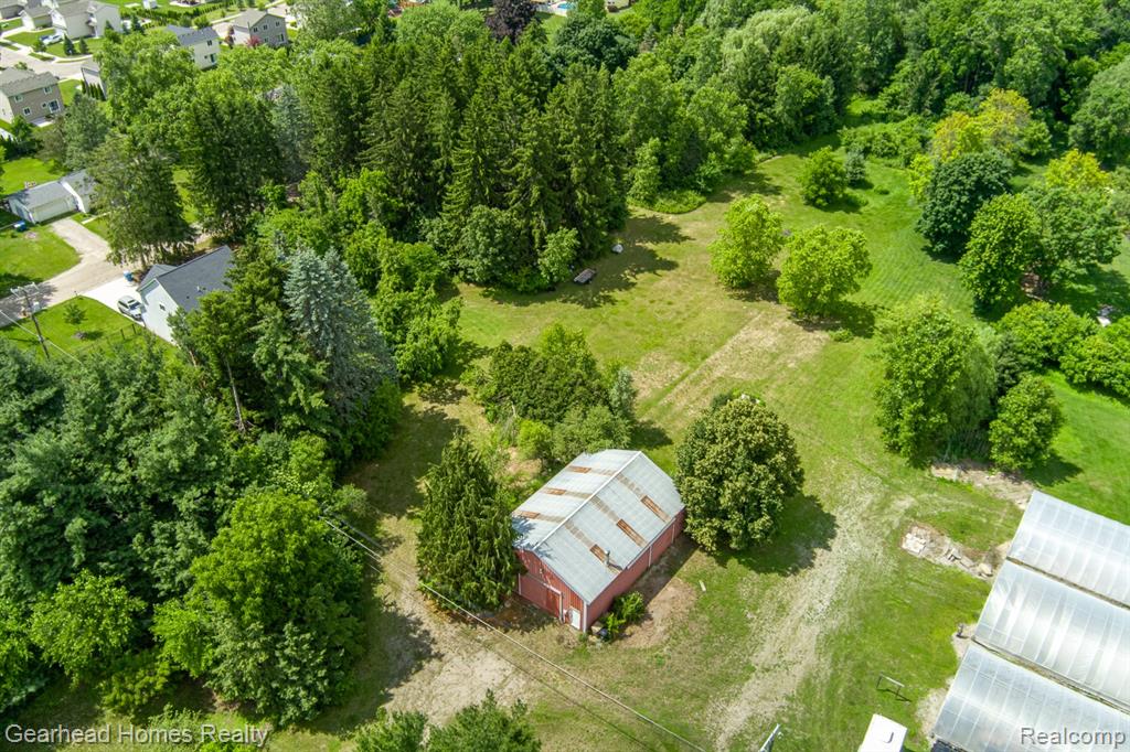 6296 Elizabeth Lake Road, Waterford, MI 48327 — Photo 78