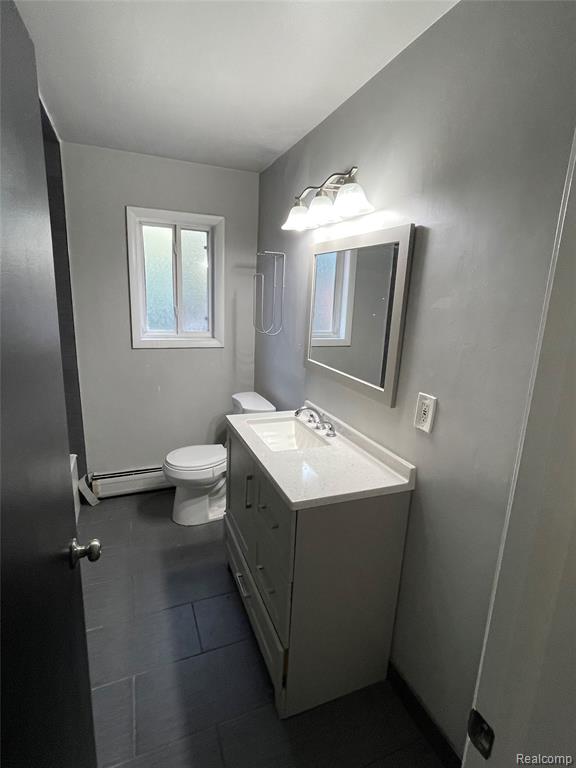 649 W Maple Road, Clawson, MI — Photo 11