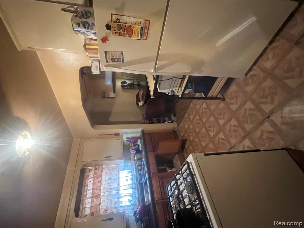 17401 Albion Street, Detroit, MI 48234 — Photo 12