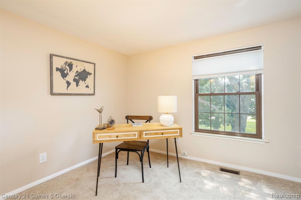 21260 E GLEN HAVEN Circle, Northville, MI 48167 — Photo 20