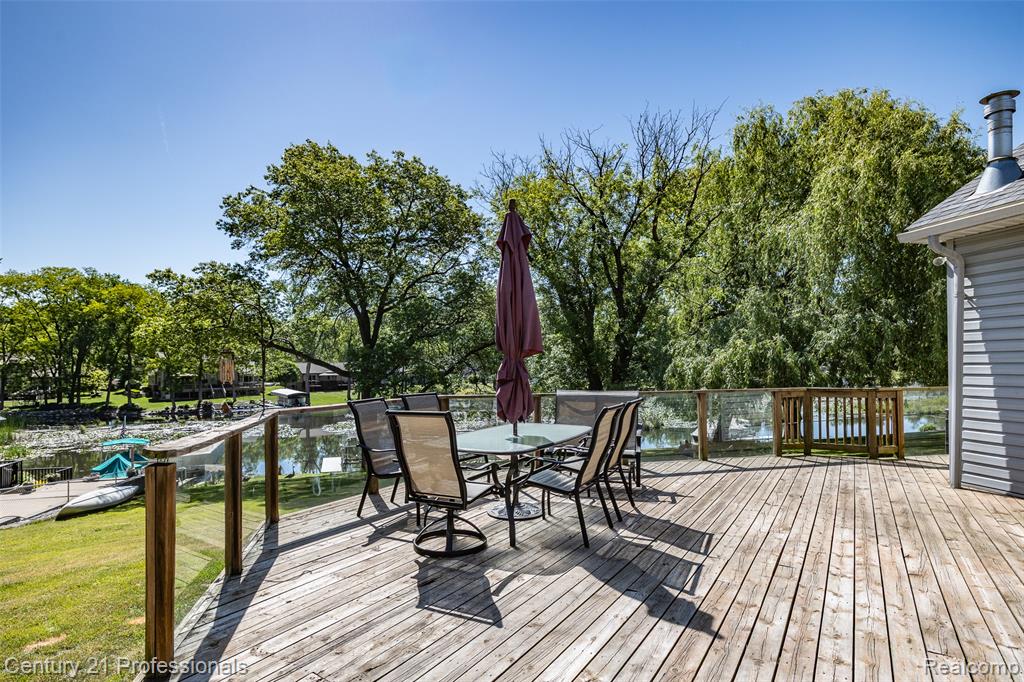 3251 Mann Road, Clarkston, MI — Photo 5