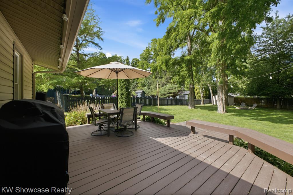 1659 Lockwood, Highland, MI 48356 — Photo 27