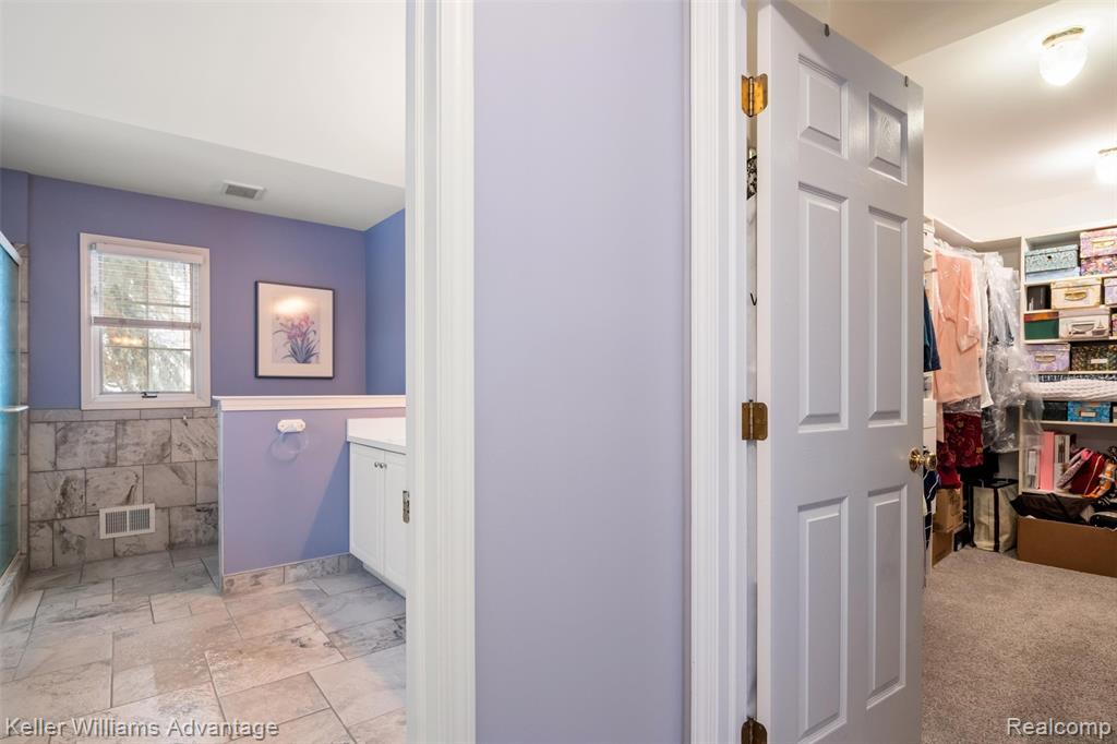 2850 Santia Drive, Troy, MI, 48085