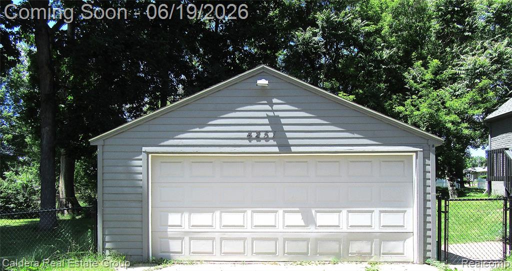 4251 Quebec Street, Auburn Hills, MI 48326 — Photo 41