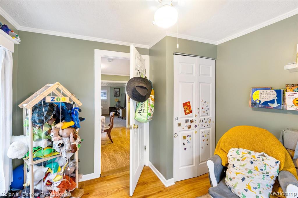 407 OAKLAND Street, Holly, MI 48442 — Photo 14