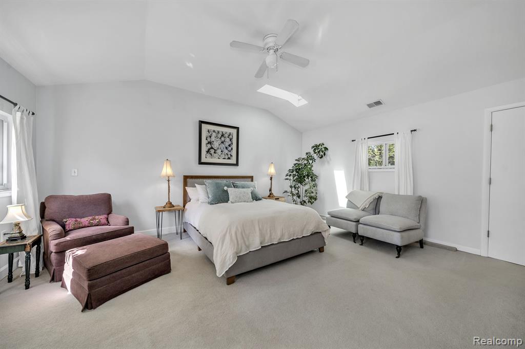 4540 BURNLEY Drive, Bloomfield Hills, MI 48304 — Photo 16
