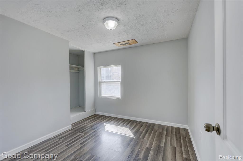 813 S Center Street, Royal Oak, MI 48067 — Photo 21