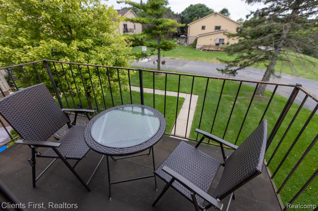 41512 Bedford Drive, Canton, MI 48187 — Photo 6
