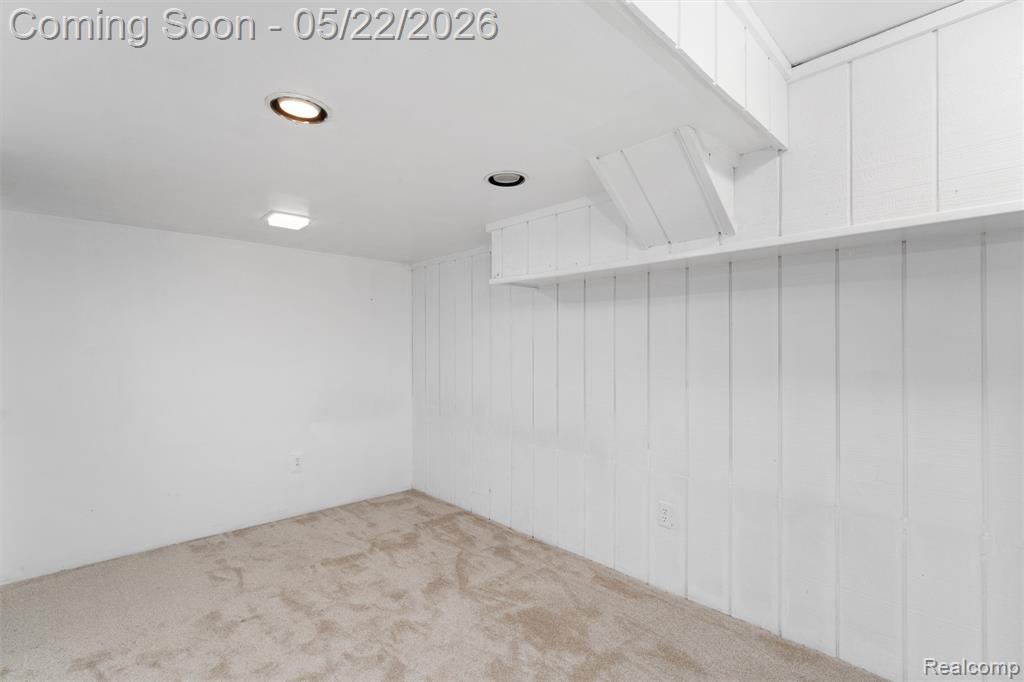 32105 W 12 Mile Road, Farmington, MI 48334 — Photo 19