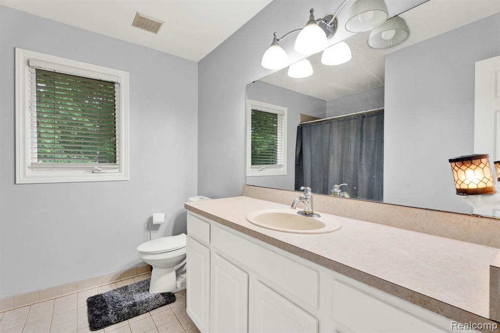 50565 Otter Creek Drive, Shelby Twp, MI 48317 — Photo 55