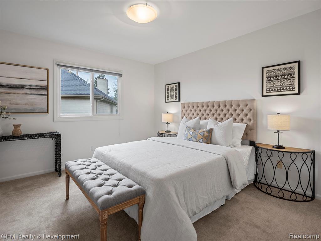 7487 KENNINGTON Boulevard, West Bloomfield, MI — Photo 23