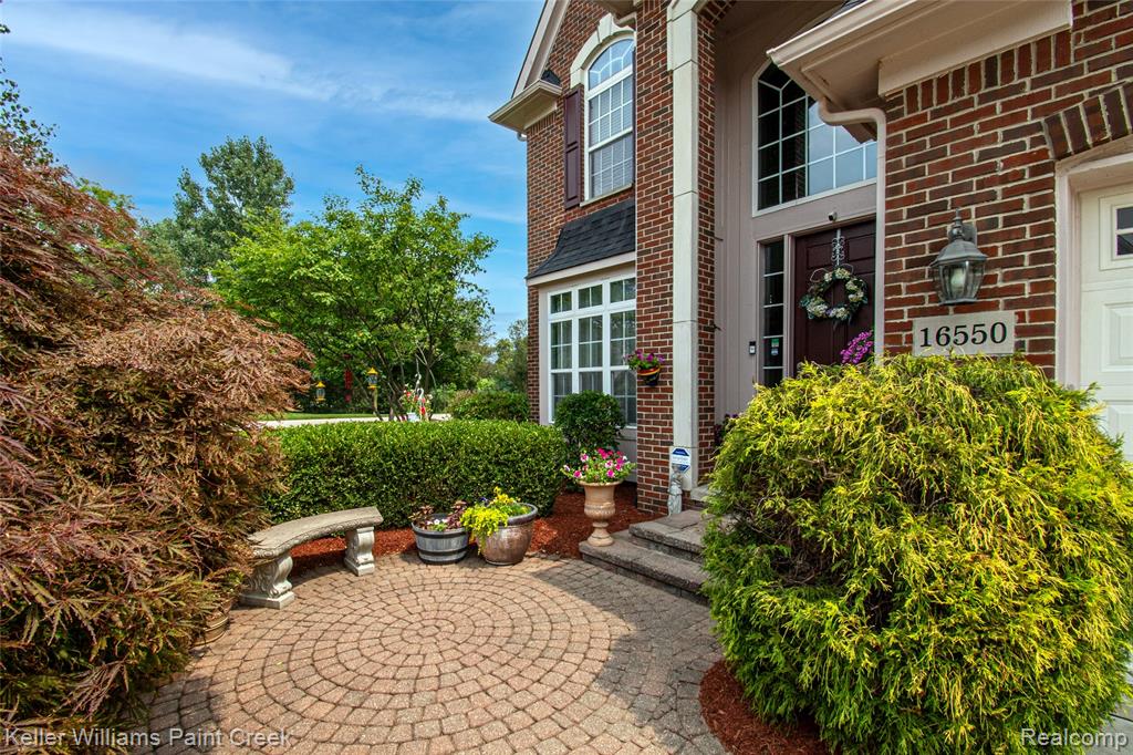 16550 Mulberry Way, Northville, MI 48168 — Photo 4