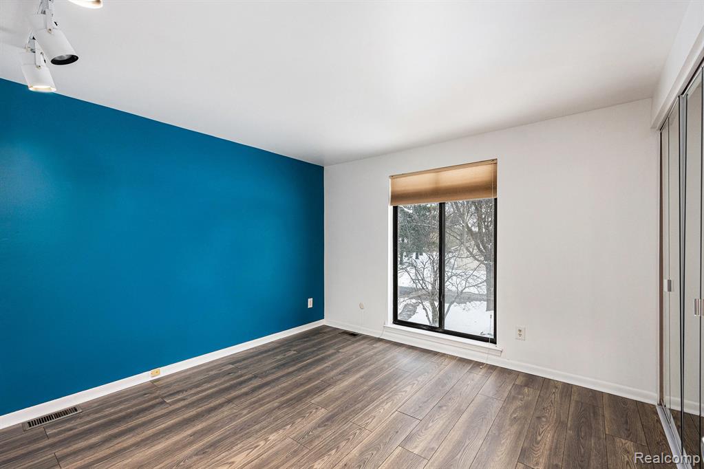 7411 Pebble Point, West Bloomfield, MI — Photo 18