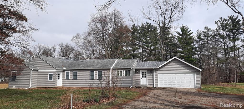 15087 N Holly Road, Holly, MI 48442 — Photo 2