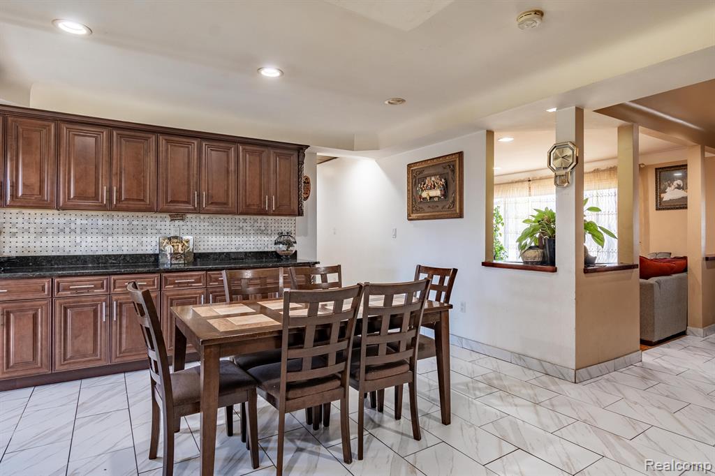 42323 TESSMER Drive, Sterling Heights, MI 48314 — Photo 10