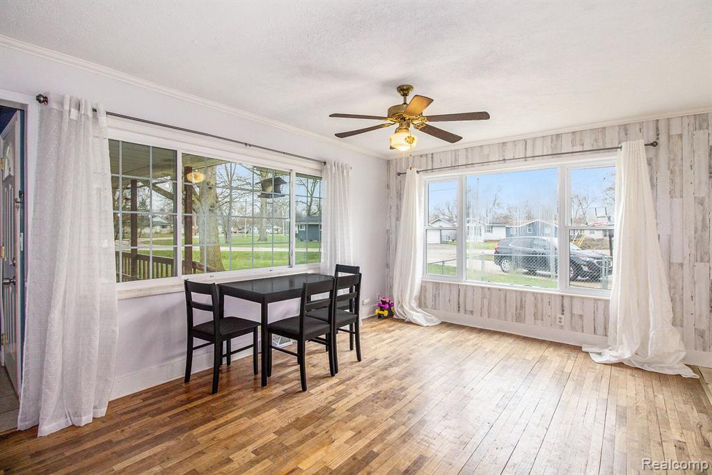 6105 SARATOGA Lane, Flint, MI 48506 — Photo 5