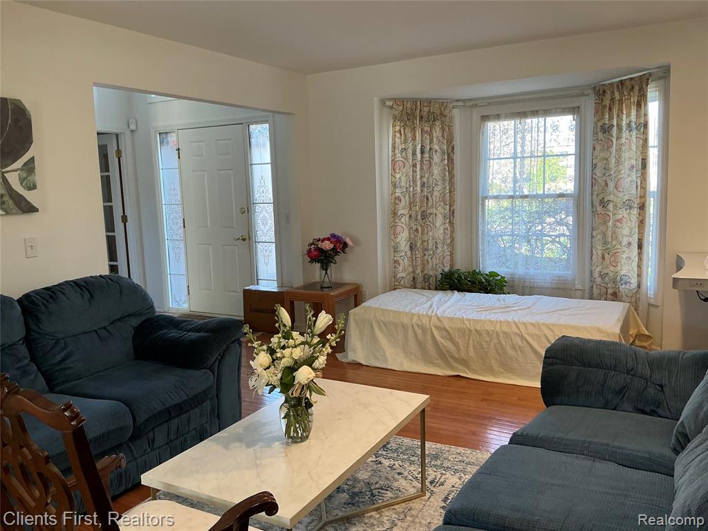 41074 Scarborough Lane, Novi, MI — Photo 24