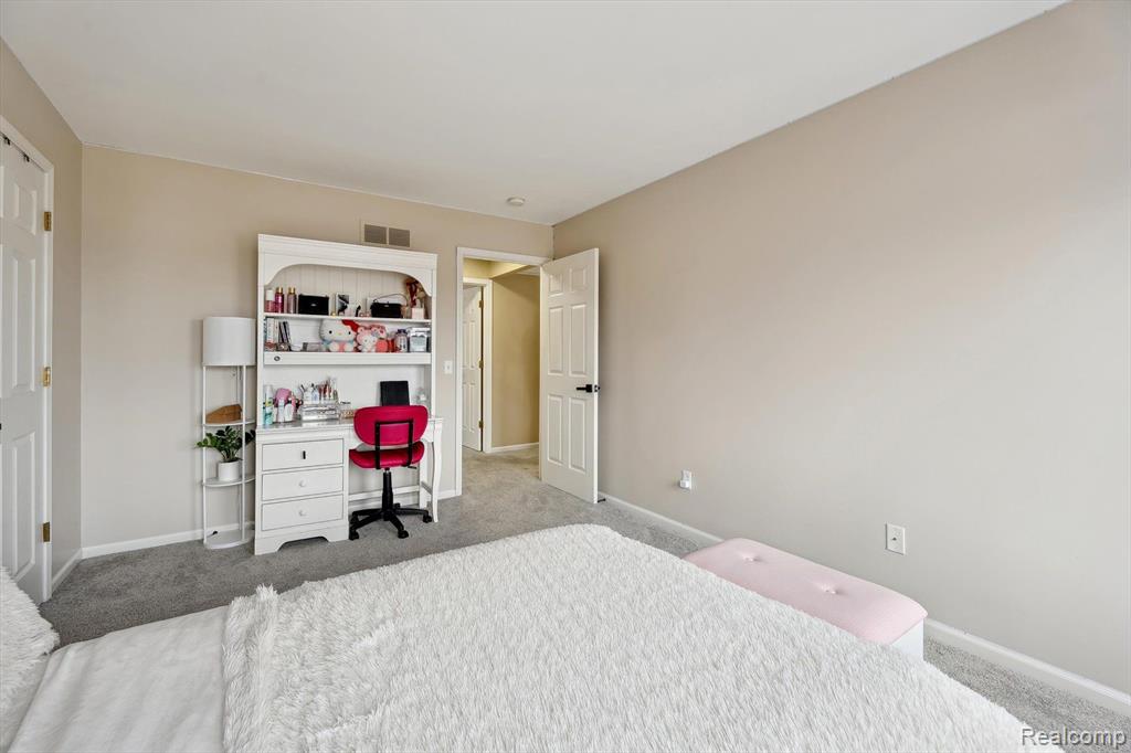 4409 BRIGHTON Drive, Grand Blanc, MI 48439 — Photo 44