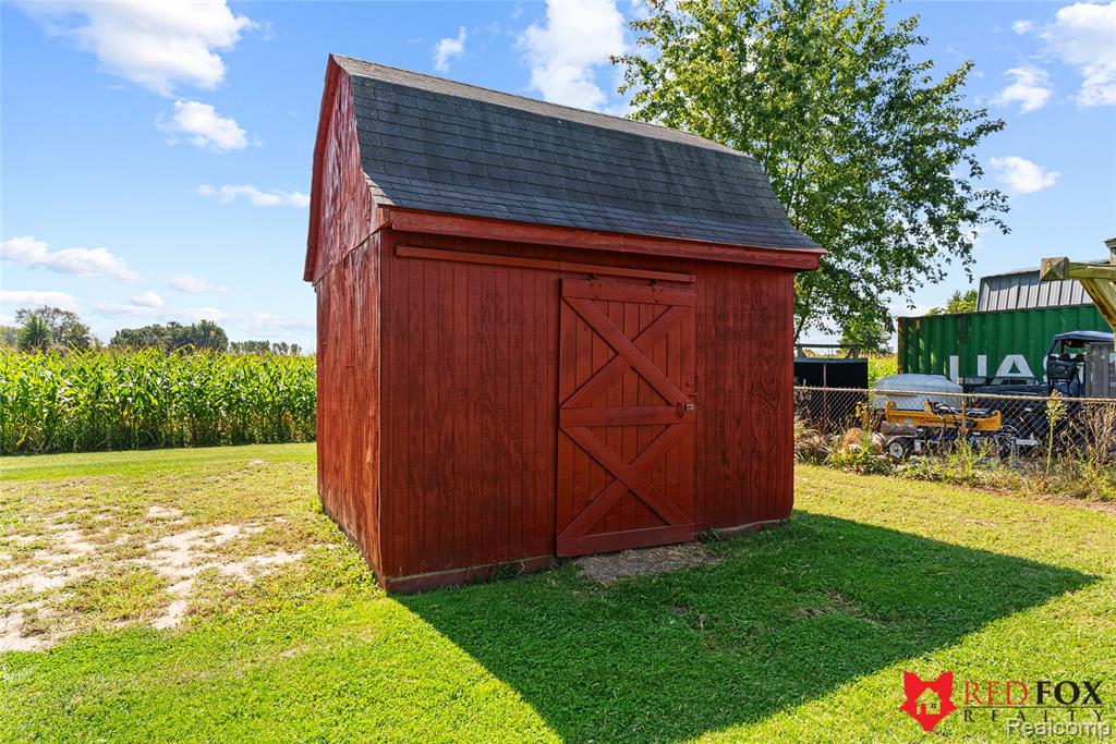 8110 Middleton Road, Corunna, MI 48817 — Photo 44