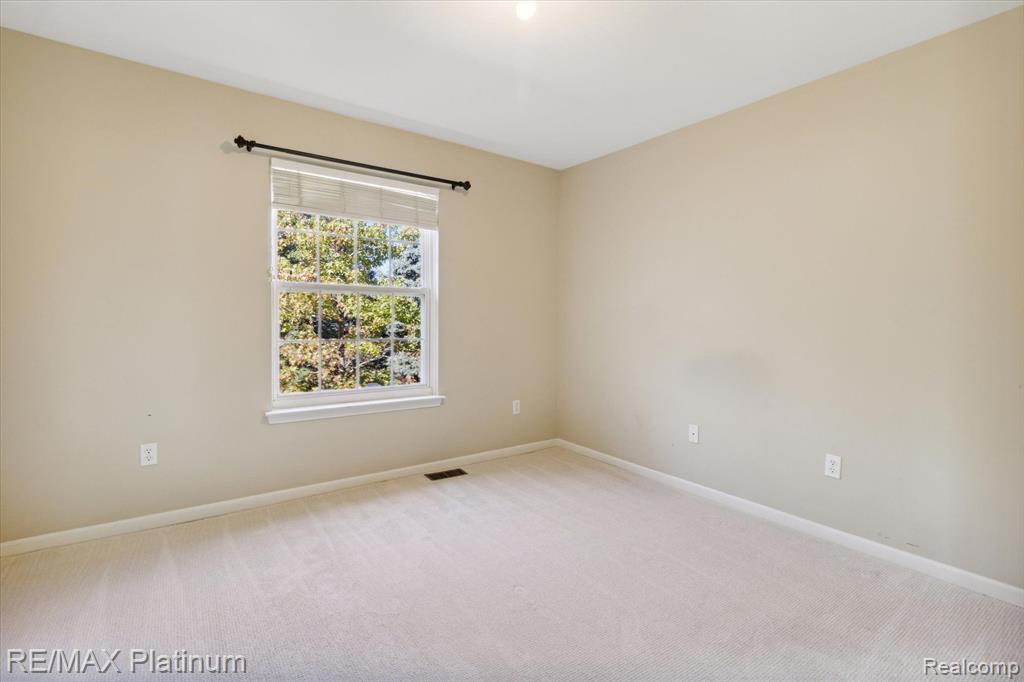 4014 ELIZABETH Avenue, Canton, MI 48188 — Photo 23
