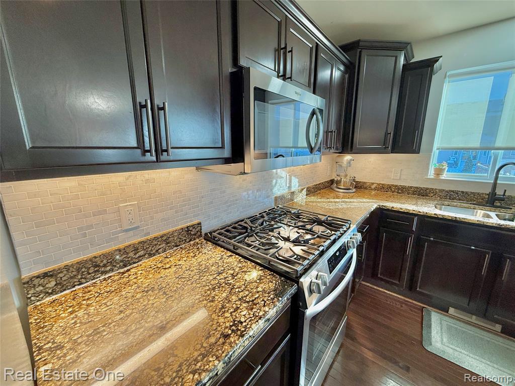 4112 Peach Tree Lane, Howell, MI 48843 — Photo 14