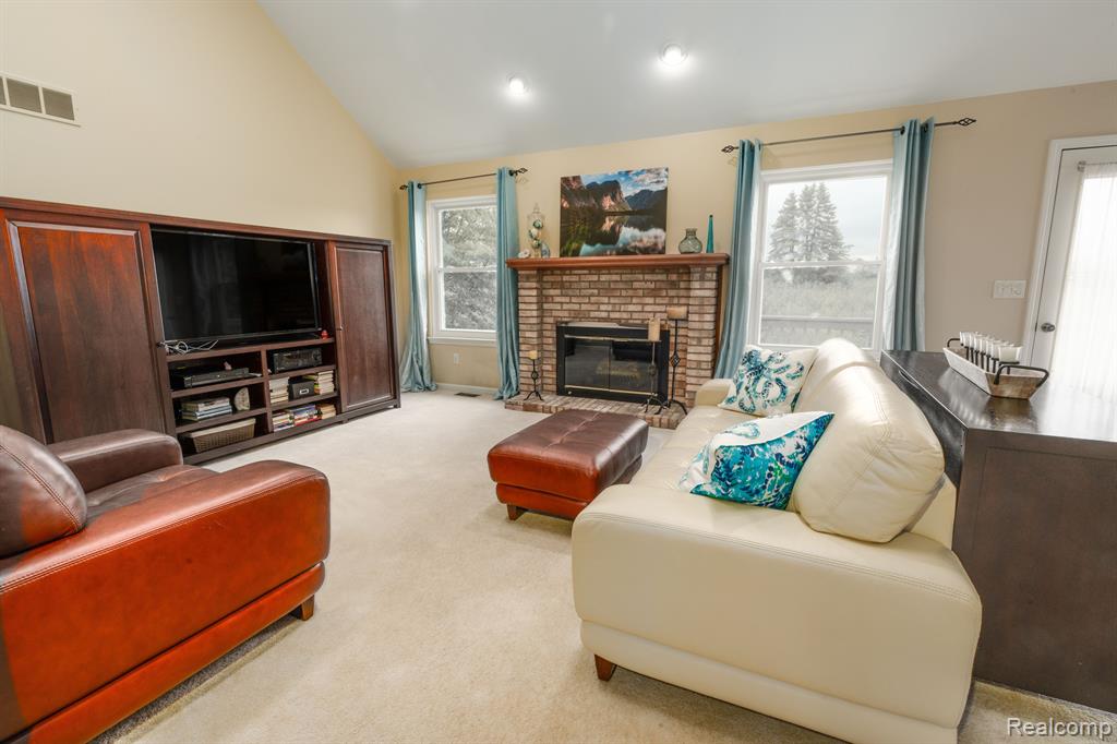 4839 SYCAMORE Drive, Ypsilanti, MI 48197 — Photo 7