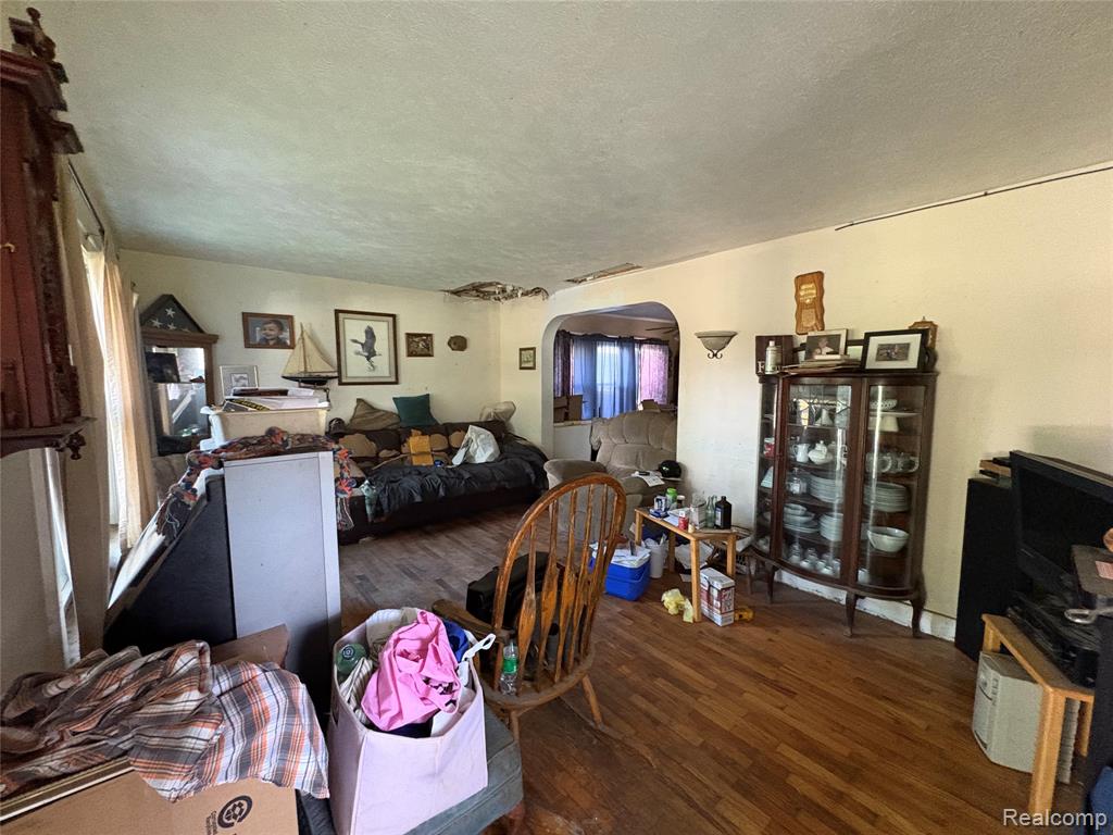 818 Loa Street, Lansing, MI 48910 — Photo 8