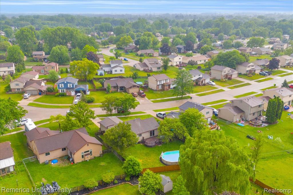 43488 LAURELWOOD, Canton, MI 48187 — Photo 31