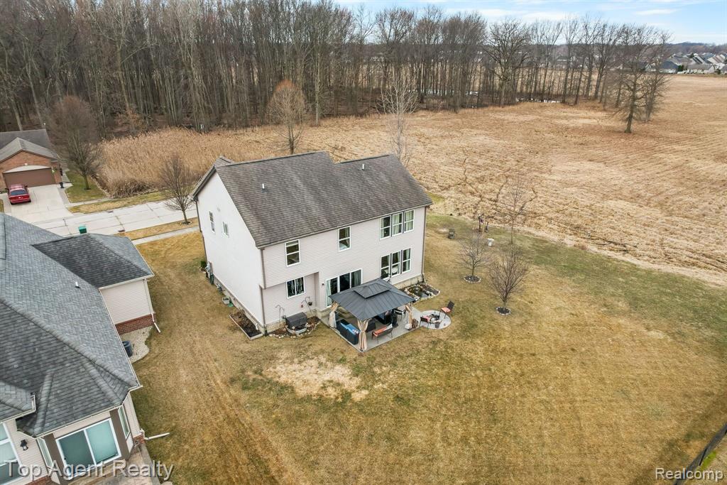 53501 MARY ANN Lane, New Baltimore, MI 48047 — Photo 43