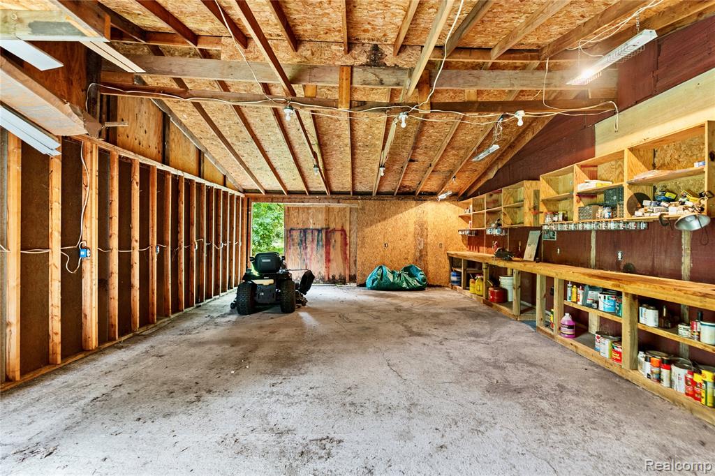 5206 Lippincott Boulevard, Burton, MI 48519 — Photo 50