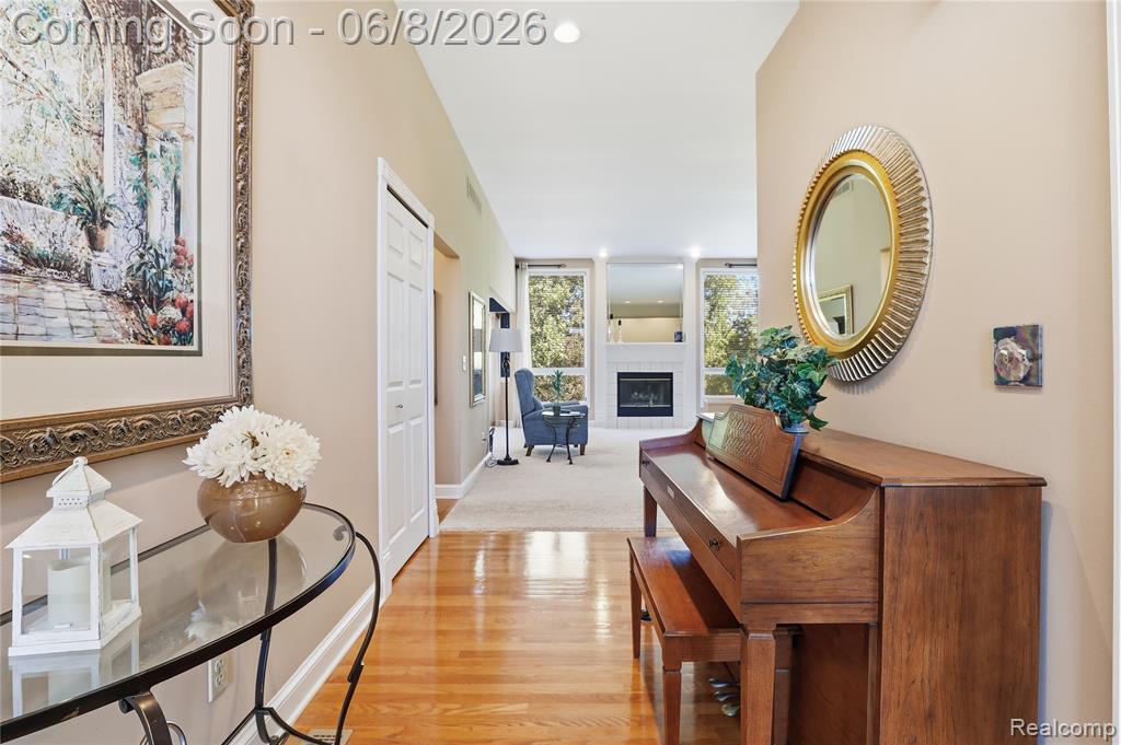 6153 Pine Creek Court, Grand Blanc, MI 48439 — Photo 4