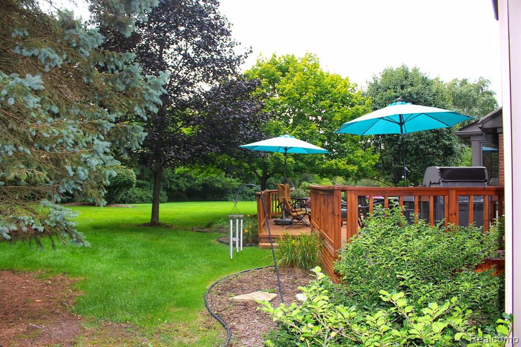 760 Stanford Circle, Rochester Hills, MI 48309 — Photo 20