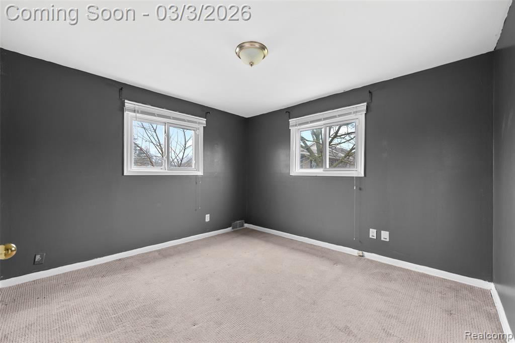 139 Belton Street, Garden City, MI — Photo 15