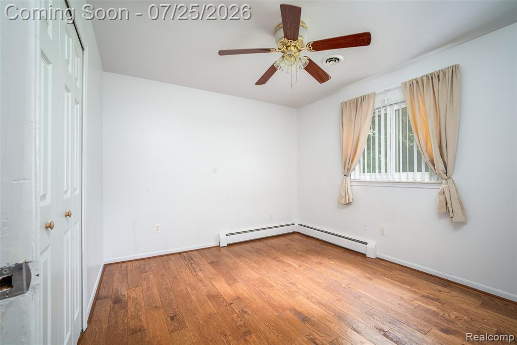 31045 John Hauk Street, Garden City, MI — Photo 10