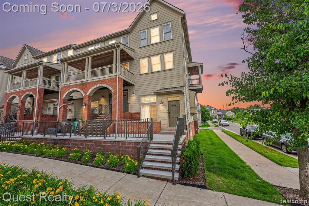 168 Amys Walk Walk, Auburn Hills, MI 48326