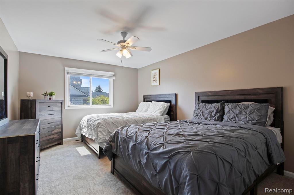 8978 WOODLORE SOUTH Drive, Plymouth, MI 48170 — Photo 19