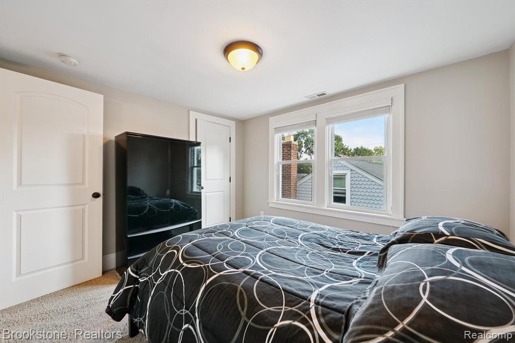 718 Irving Avenue, Royal Oak, MI 48067 — Photo 32