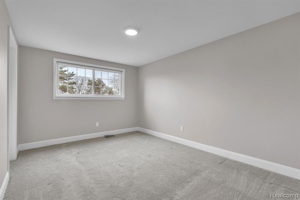 6964 Harvard Lane, Canton, MI 48187 — Photo 23