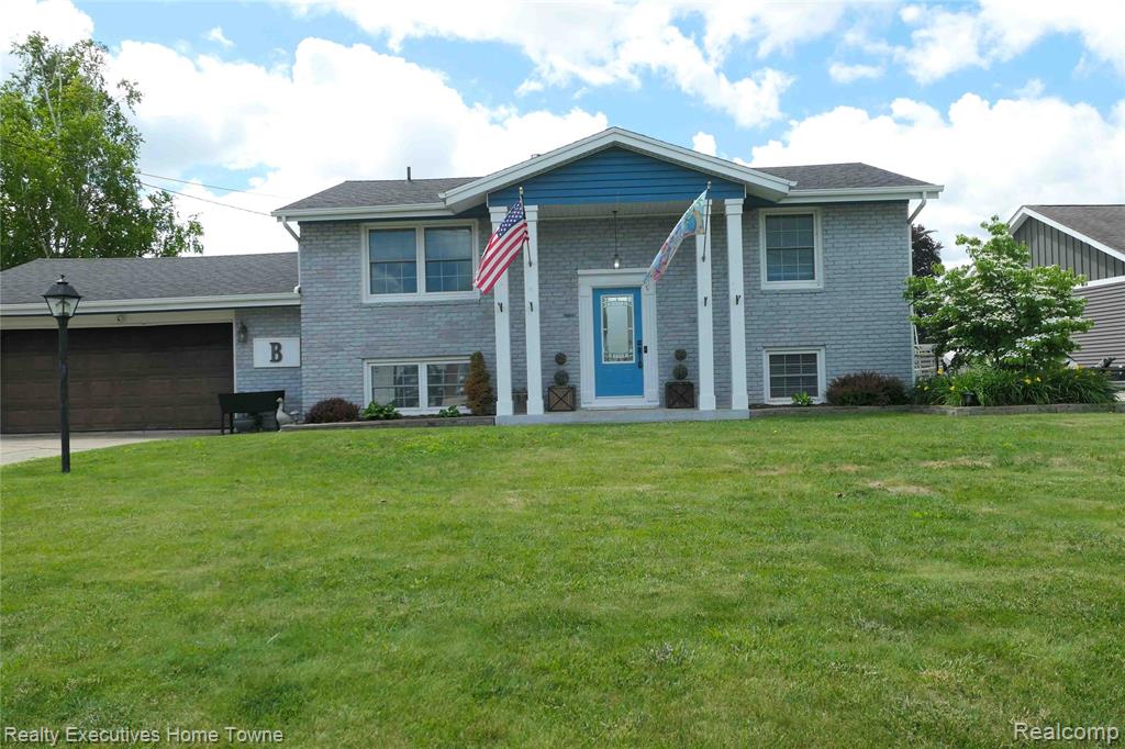 2854 ELMWOOD Street, Port Huron, MI 48060 — Photo 44