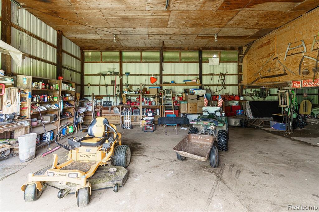 4206 GRAND BLANC Road, Swartz Creek, MI 48473 — Photo 35
