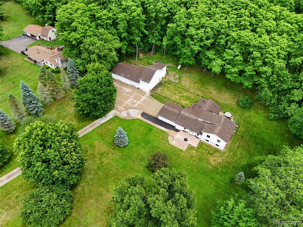 8655 Joey Drive, Pinckney, MI 48169 — Photo 58
