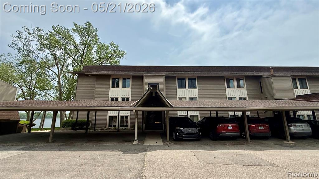 844 Cliffs Drive, Ypsilanti, MI 48198