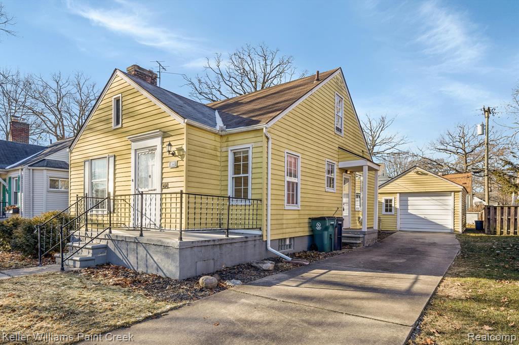 825 N ALTADENA Avenue, Royal Oak, MI 48067 — Photo 3