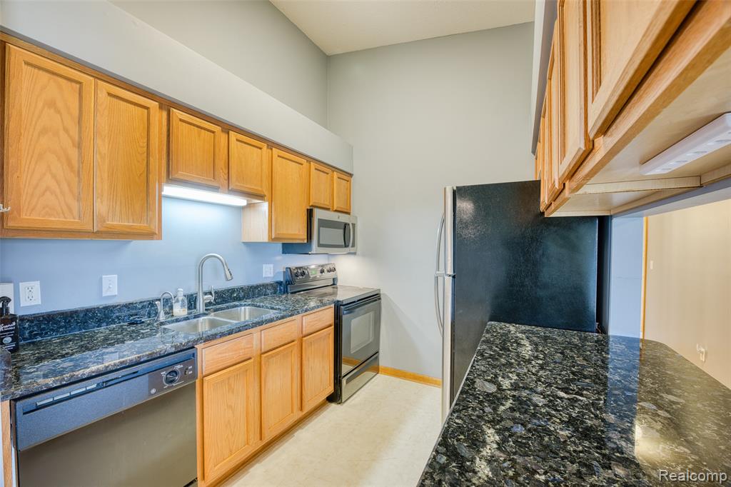 46075 Tallgrass Court, Van Buren, MI 48111 — Photo 4