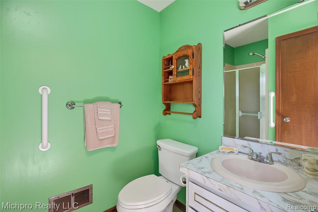 32970 Bordman Road, Richmond, MI 48062 — Photo 23