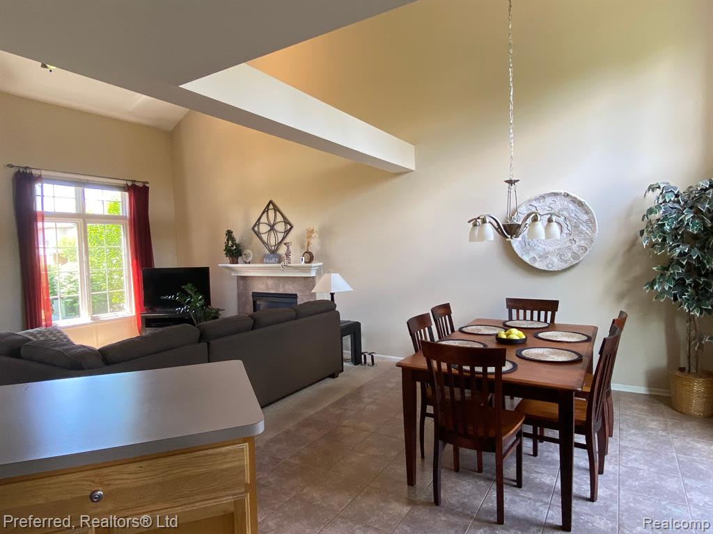 8360 OPAL Drive, Westland, MI — Photo 18