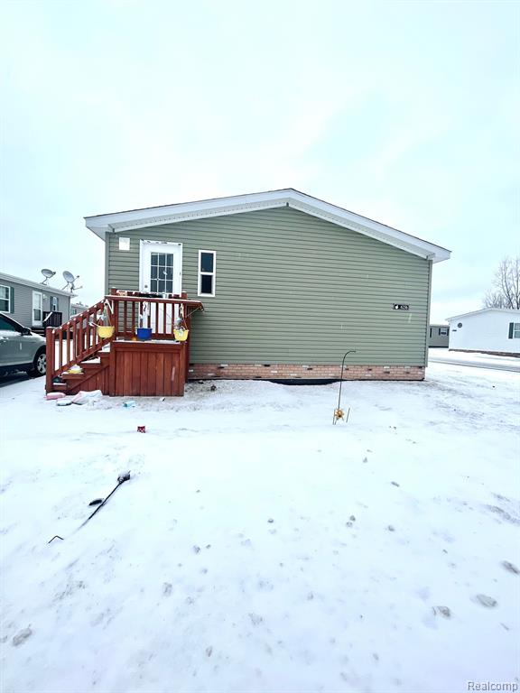 6256 Chadwick Ave, Fenton, MI 48430 — Photo 8